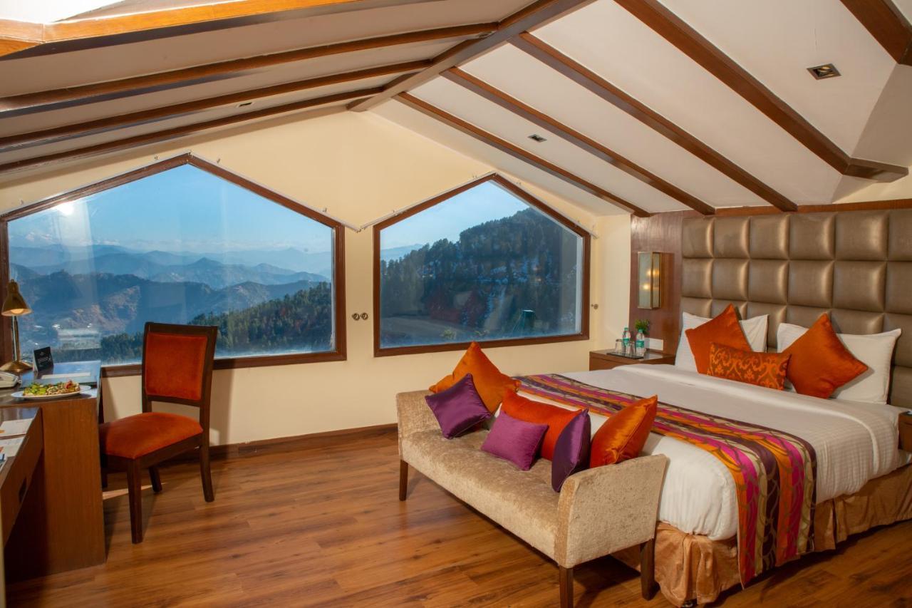 Royal Tulip Luxury Hotel, Kufri, Shimla Extérieur photo