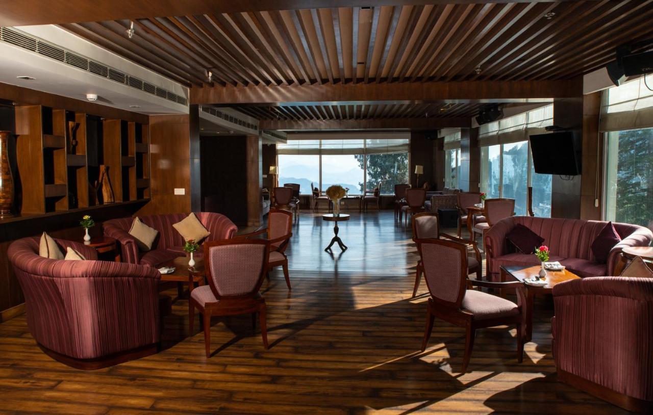 Royal Tulip Luxury Hotel, Kufri, Shimla Extérieur photo
